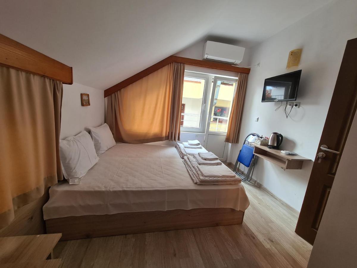 Guest Rooms Kostovi Nesebar Eksteriør bilde