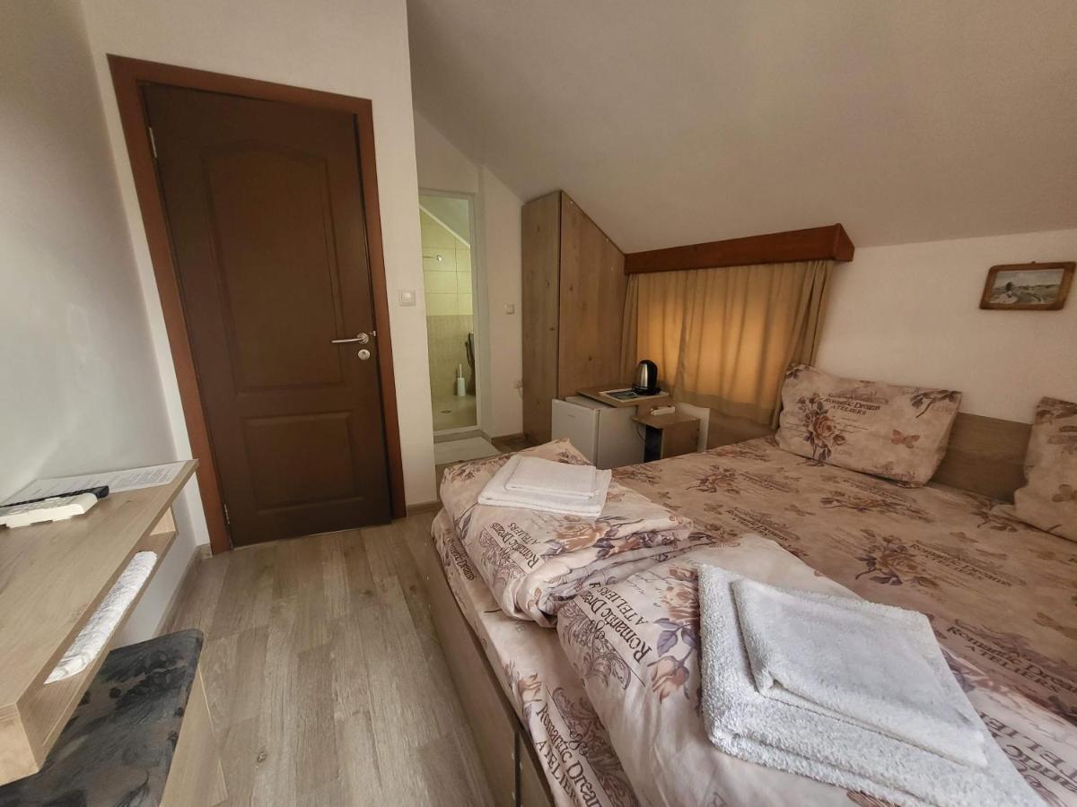 Guest Rooms Kostovi Nesebar Eksteriør bilde